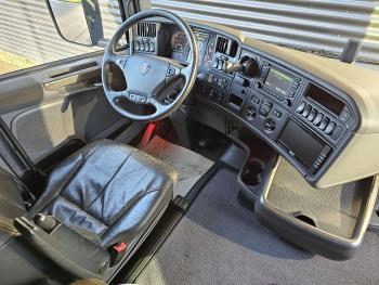 R490 / 8x2 / HMF 85 TM CRANE / WINCH / JIB